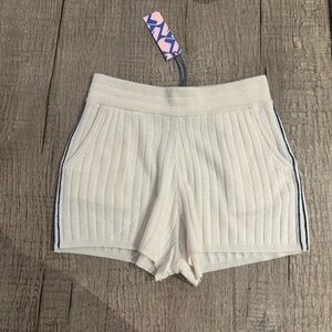 NoName Cashmere Shorts.